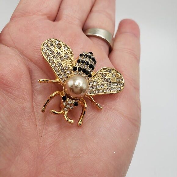 Cute Silver and Black Rhinestone Honey Bee Brooch 1" Lapel Pin Bag Beekeeper - Picture 6 of 6